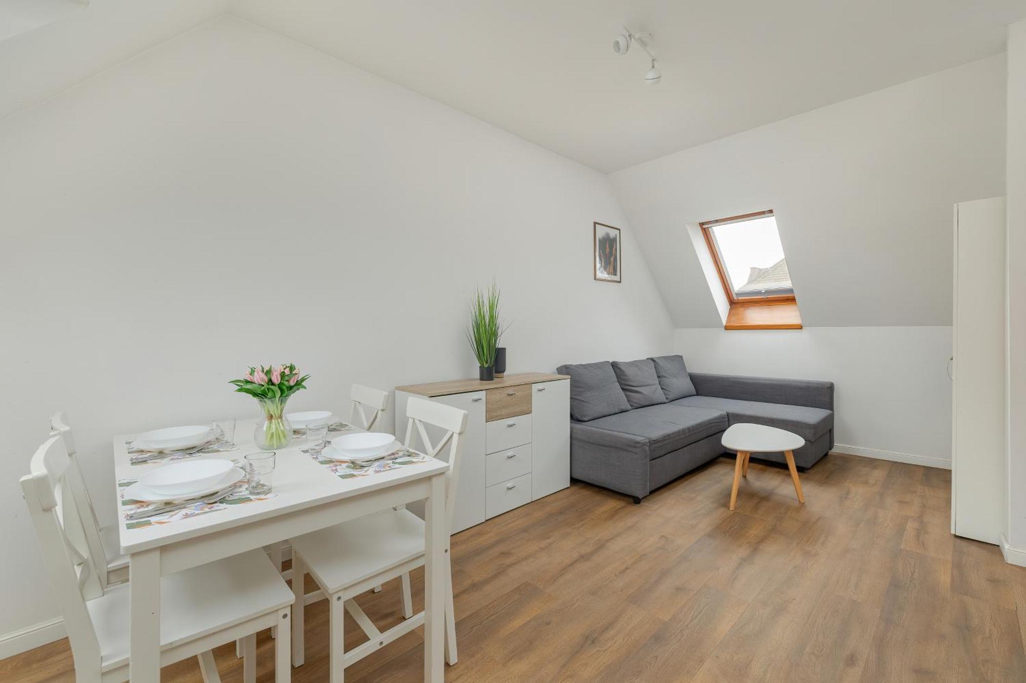 Unique In By Rent Like Apartment