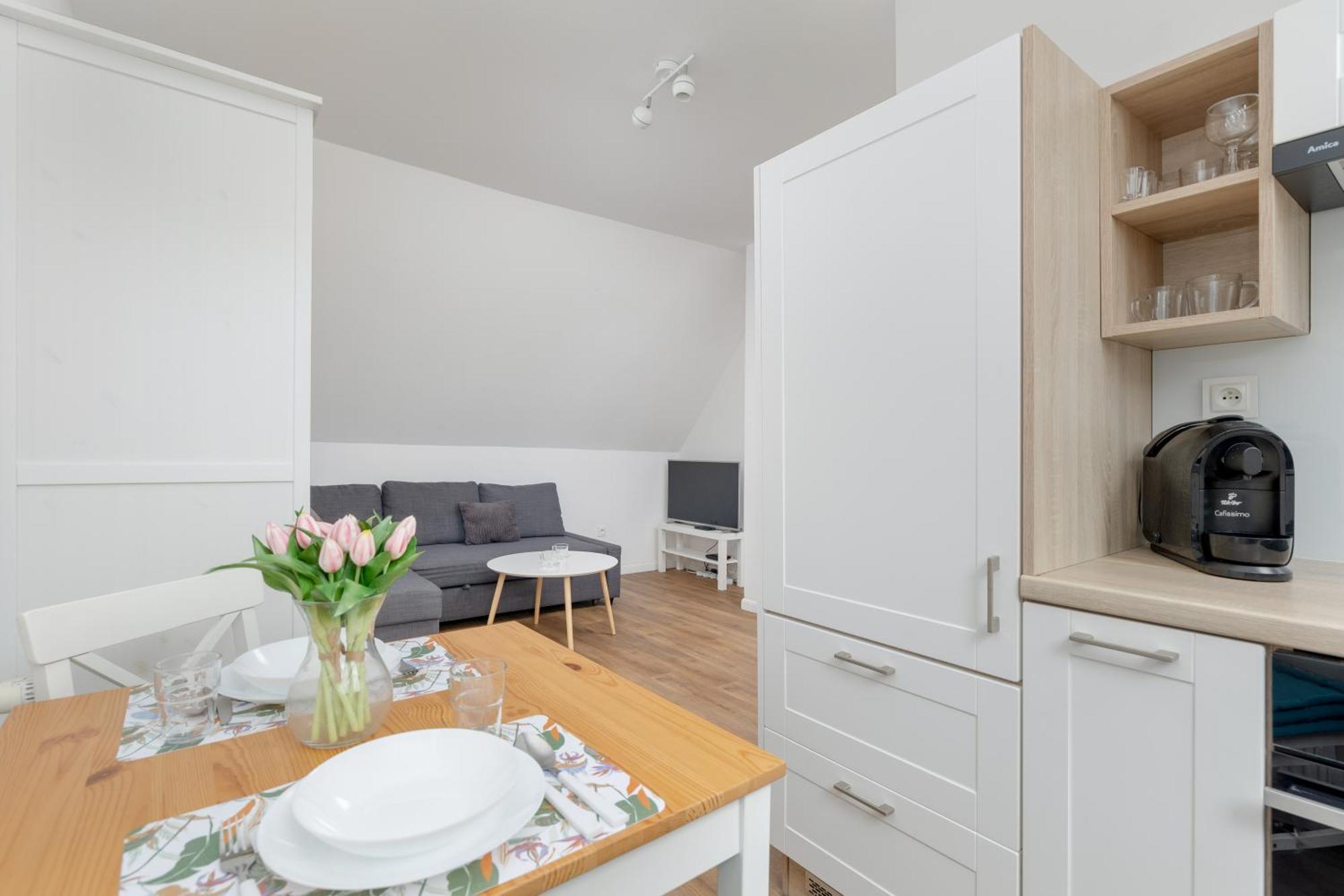 Unique In By Rent Like